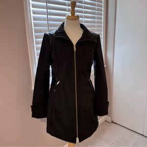 Via Spiga black mid length soft shell trench coat medium petite gold zippers